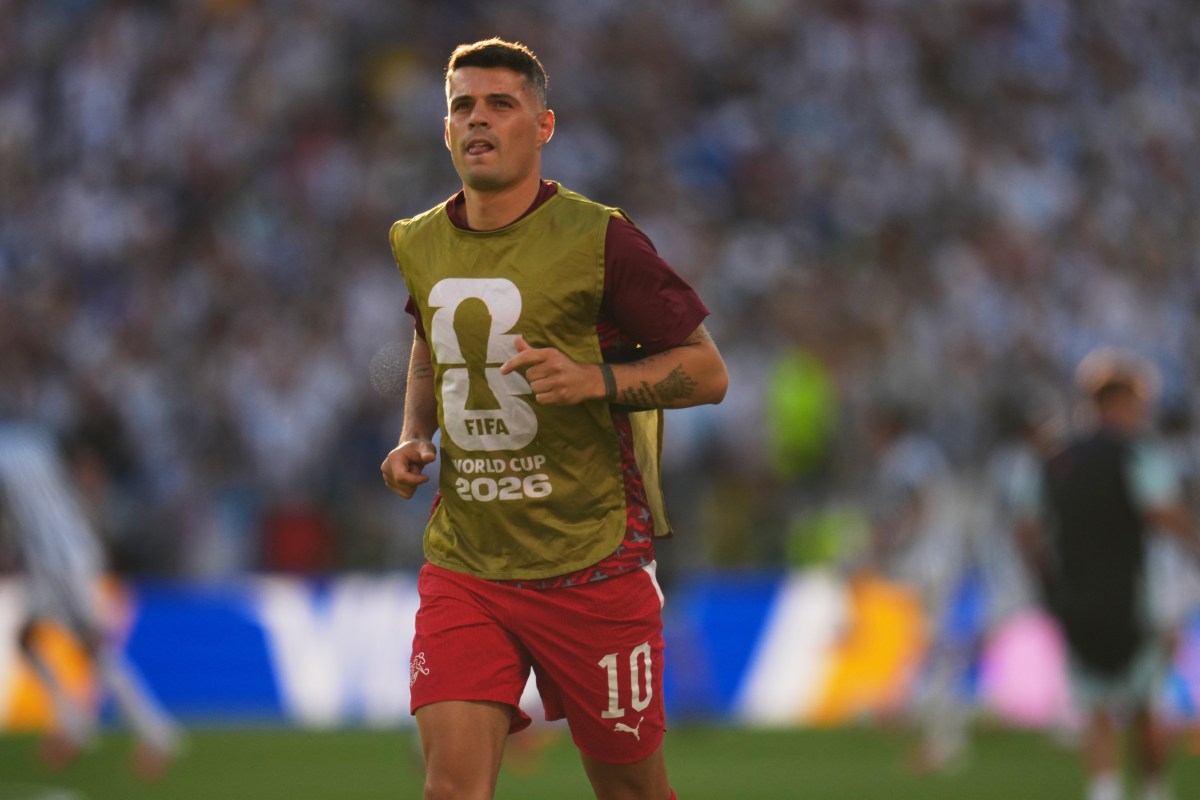 Sancionan a Granit Xhaka por falsificar un certificado de CO