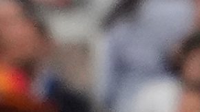 Mbappé presume los trofeos de la Bota de Oro y el Balón de Bronce que ganó en el Mundial 2026