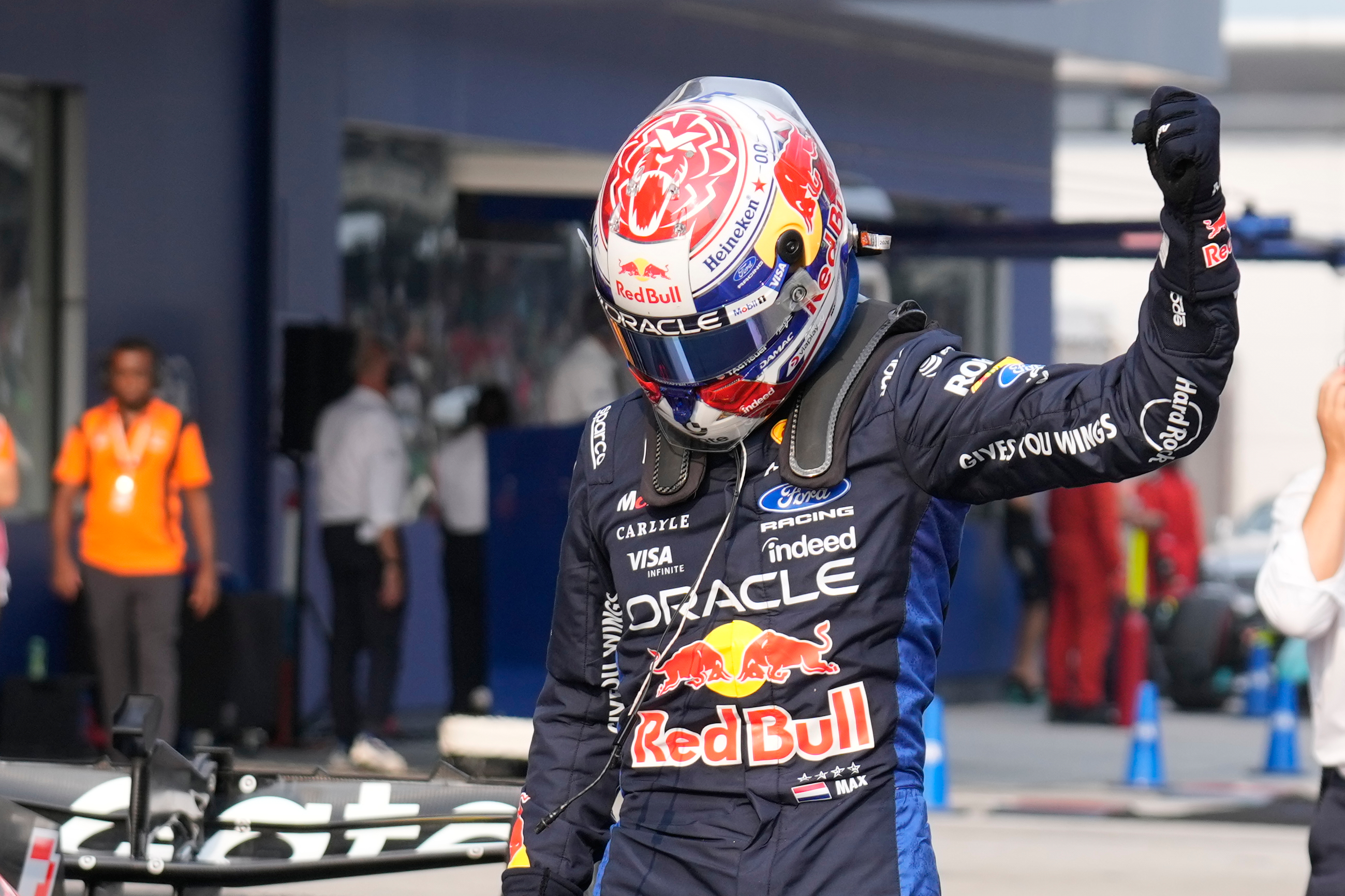 Max Verstappen se queda con la pole position en Sepang