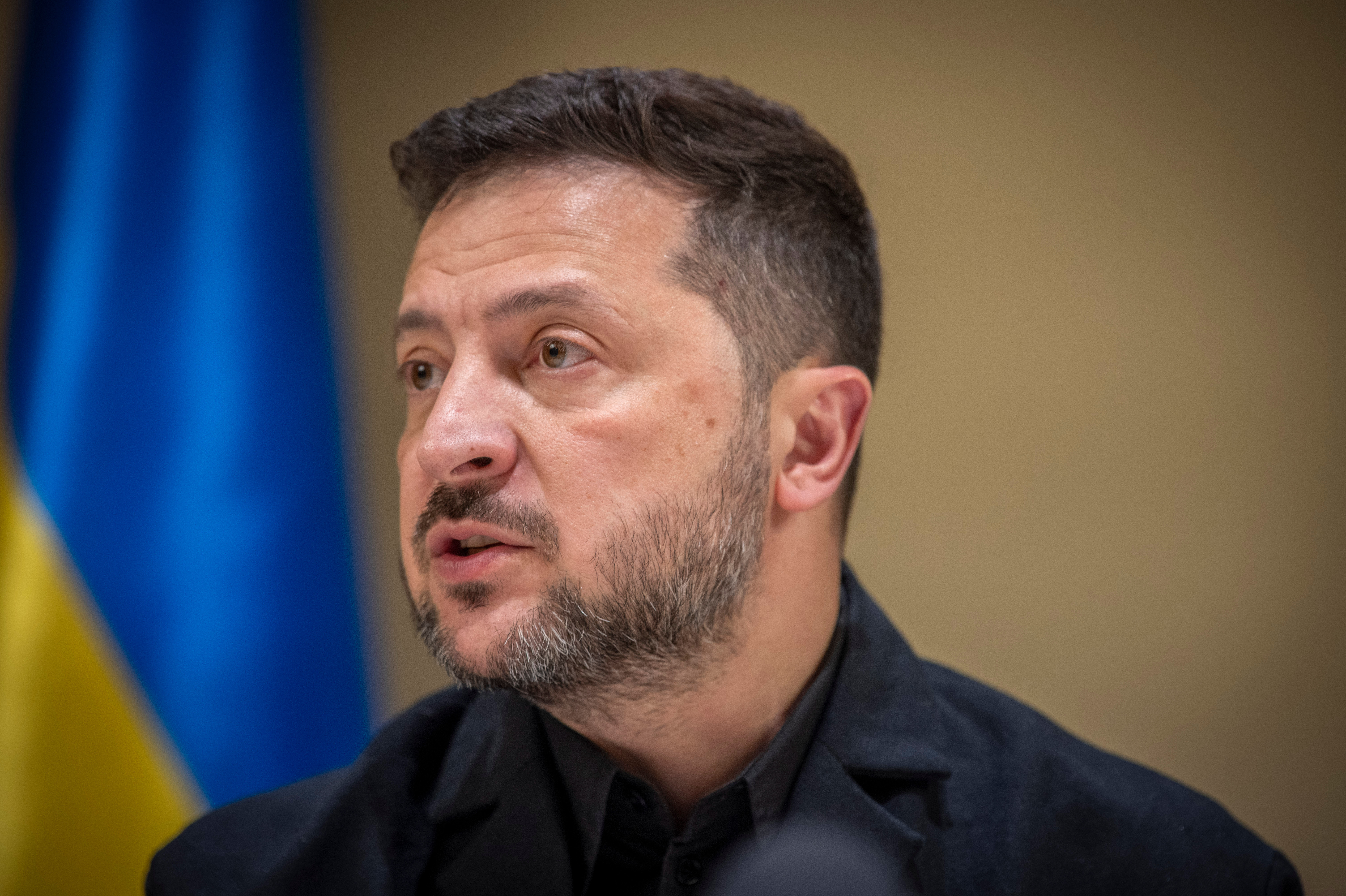 Ucrania mantiene su postura pese a la presión de Trump contra Zelenski