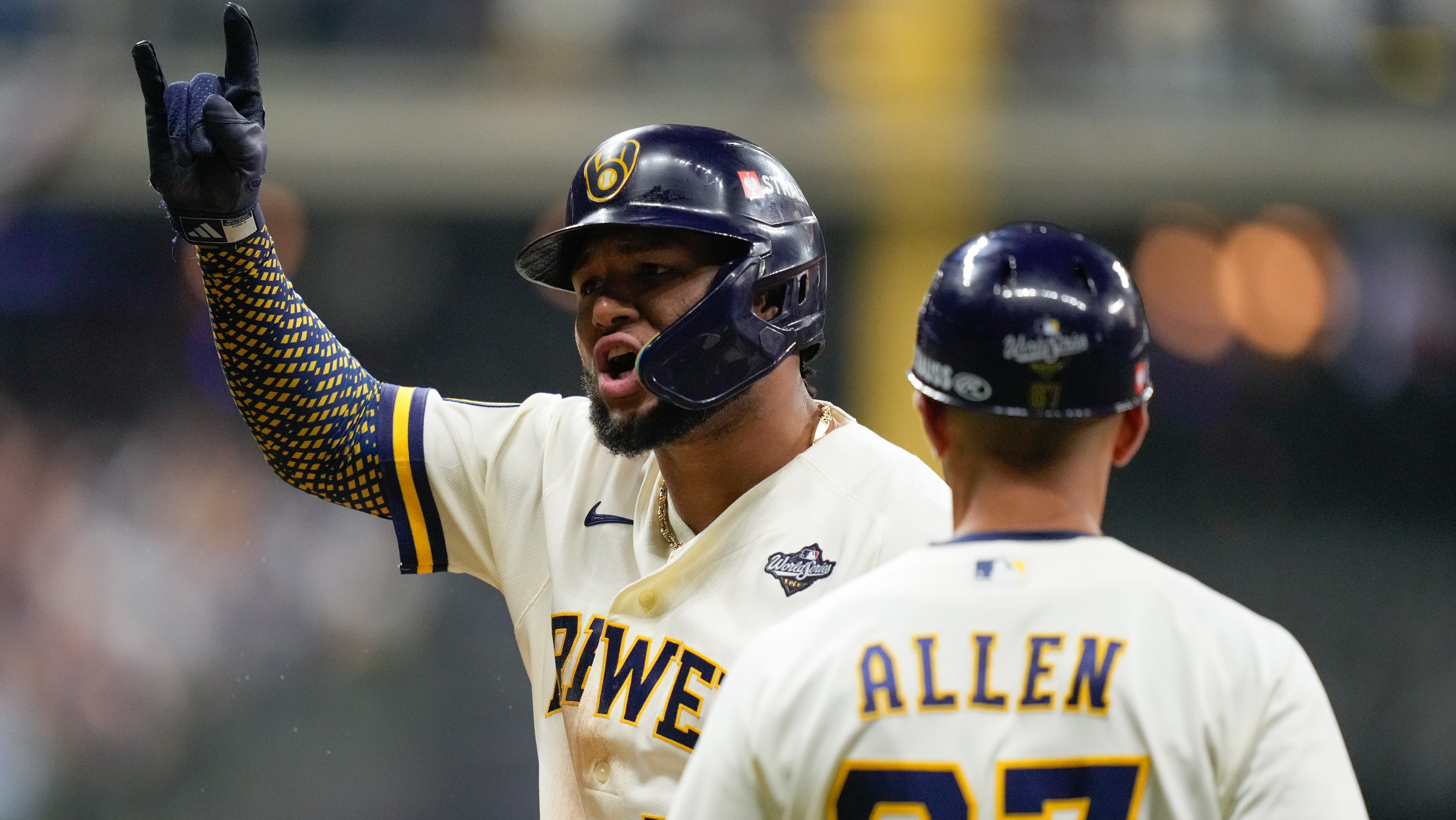 MLB: Brewers tomaron ventaja en la Serie Mundial tras apretado triunfo ante Rays