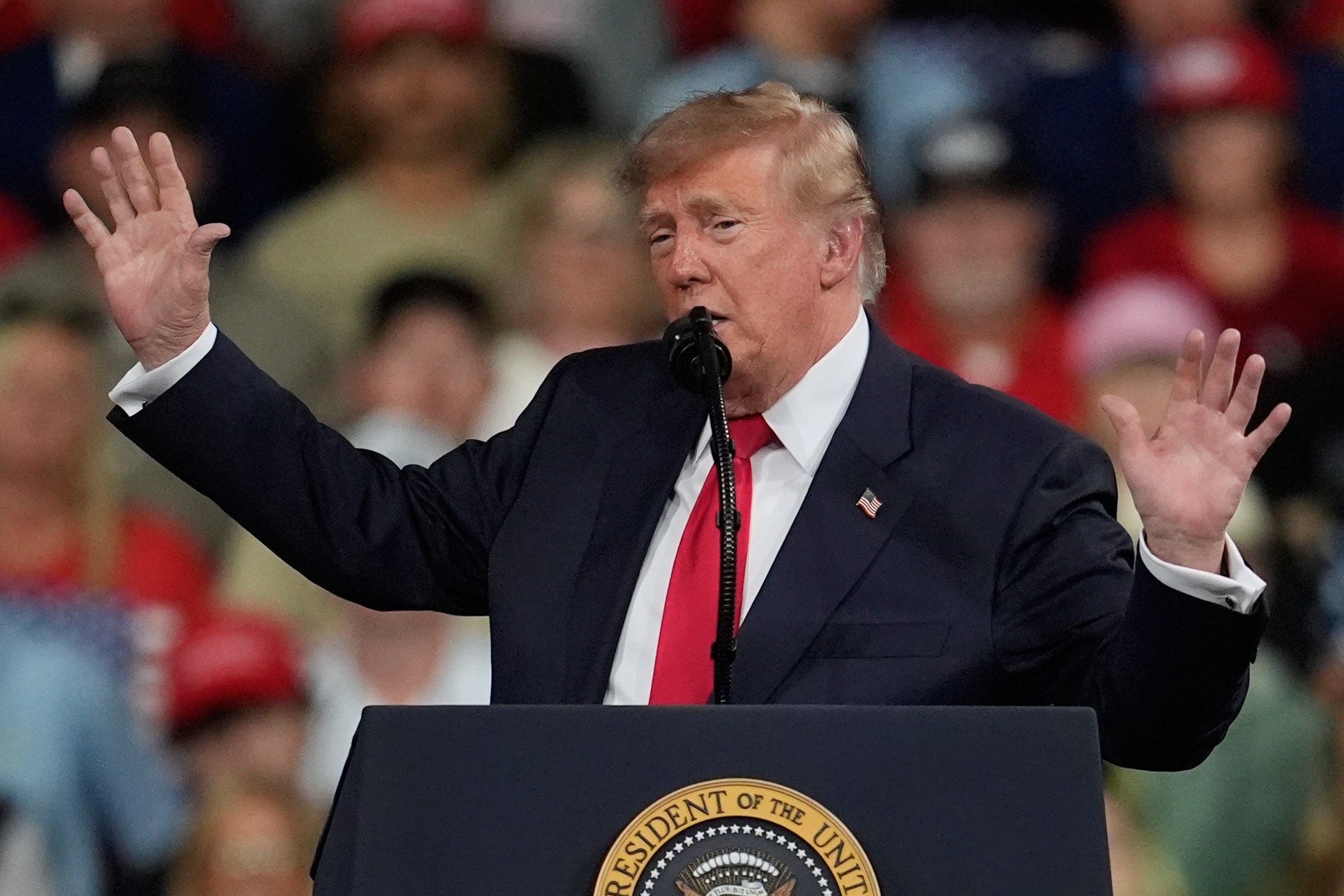 Trump enfrenta una semana crucial en lo económico previa a las elecciones de medio término