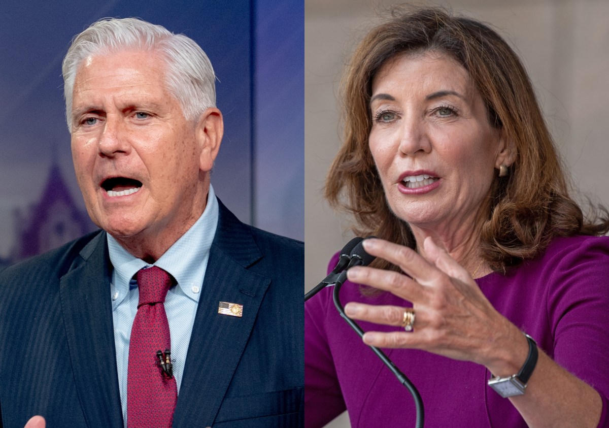 Encuesta republicana reduce a cuatro puntos la ventaja de Kathy Hochul sobre Bruce Blakeman en Nueva York