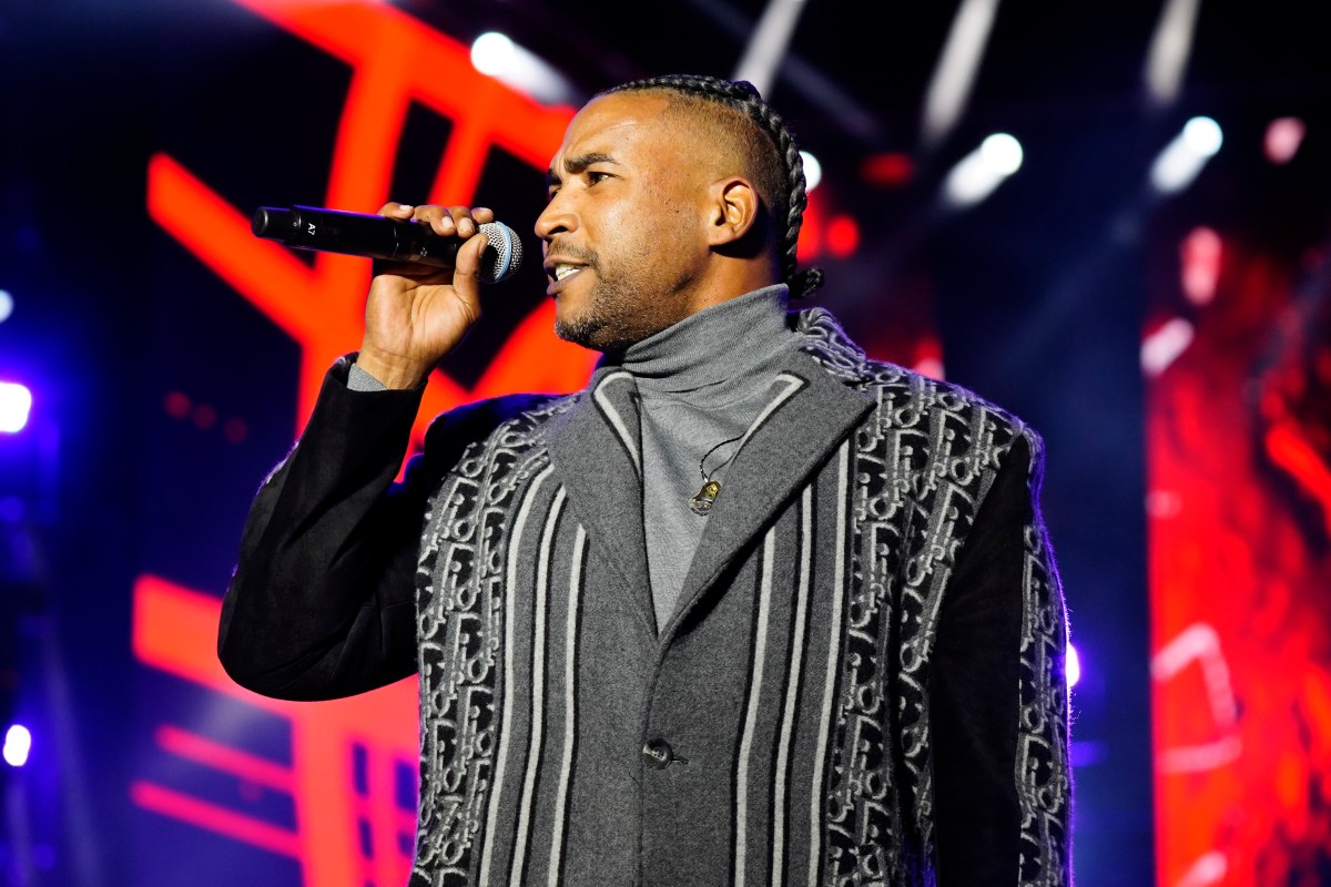 Don Omar se sintió “abusado” con esta fanática que le tocó el glúteo