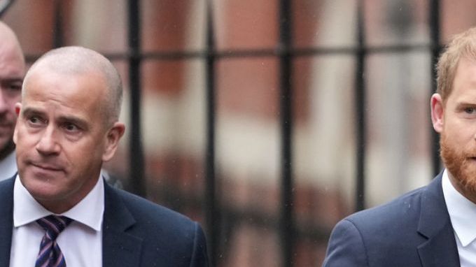 El hijo menor del monarca británico también reflexionó sobre los cambios en su vida junto a Meghan Markle
