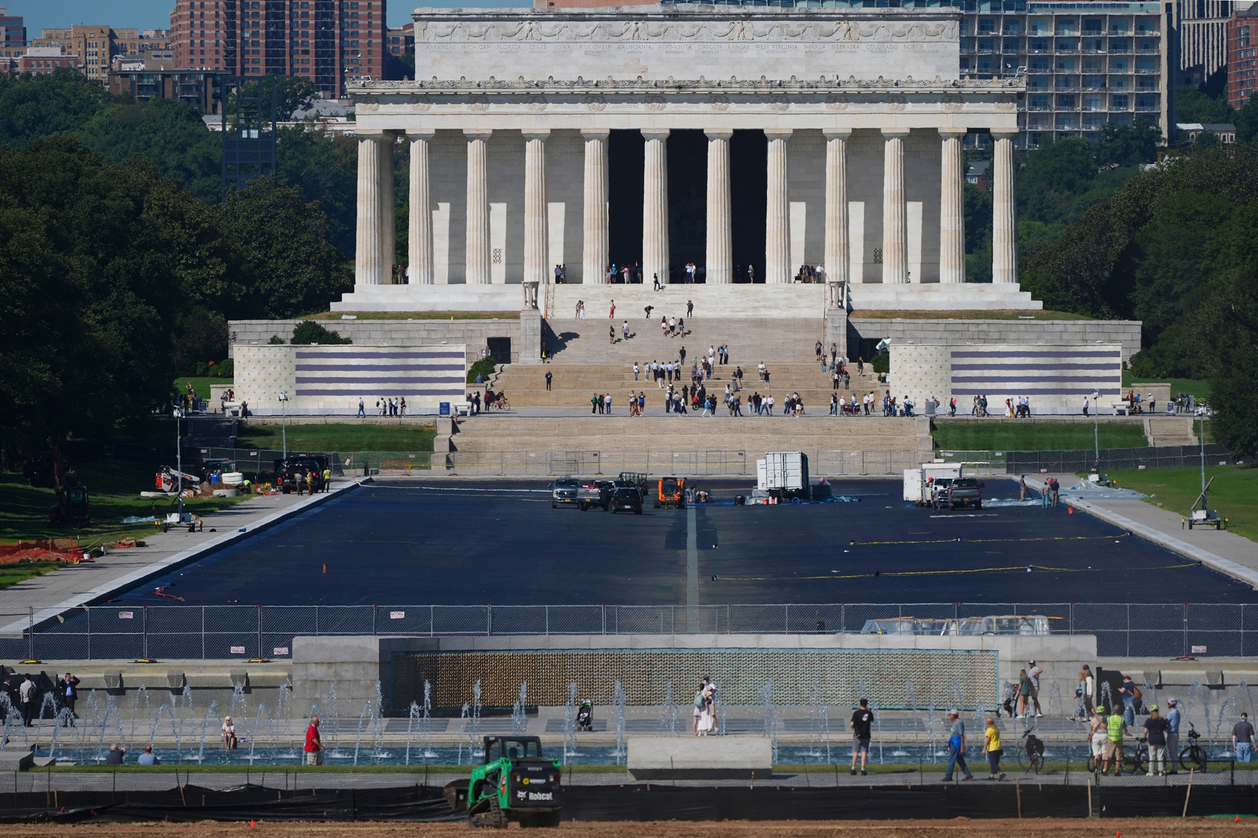Juez desestima de forma definitiva caso contra exolímpico acusado de dañar estanque del Monumento a Lincoln