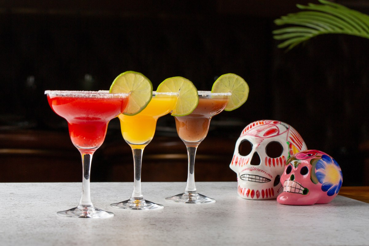 Cuatro bebidas para darle vida a la celebración del Día de Muertos